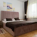 홀리데이파크 гражда
