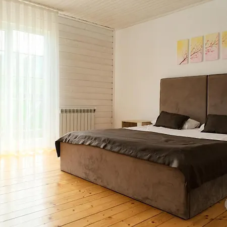 гражда Holiday park *